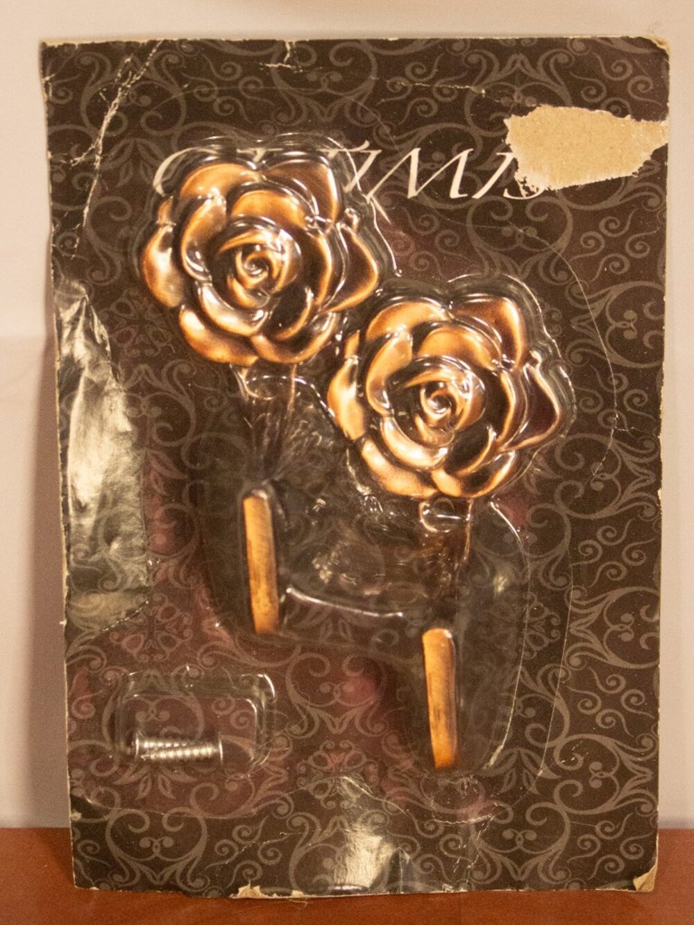 Citimis Rose Wall Hooks – Bronze Floral Metal Hooks – Set of 2 – New in Package